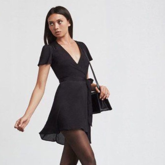 Reformation Dresses & Skirts - Reformation Penny Wrap Dress